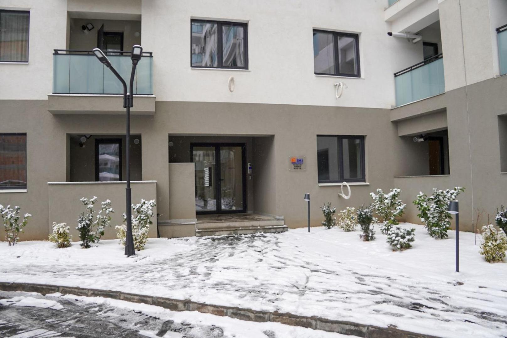 Apartament Invictus *